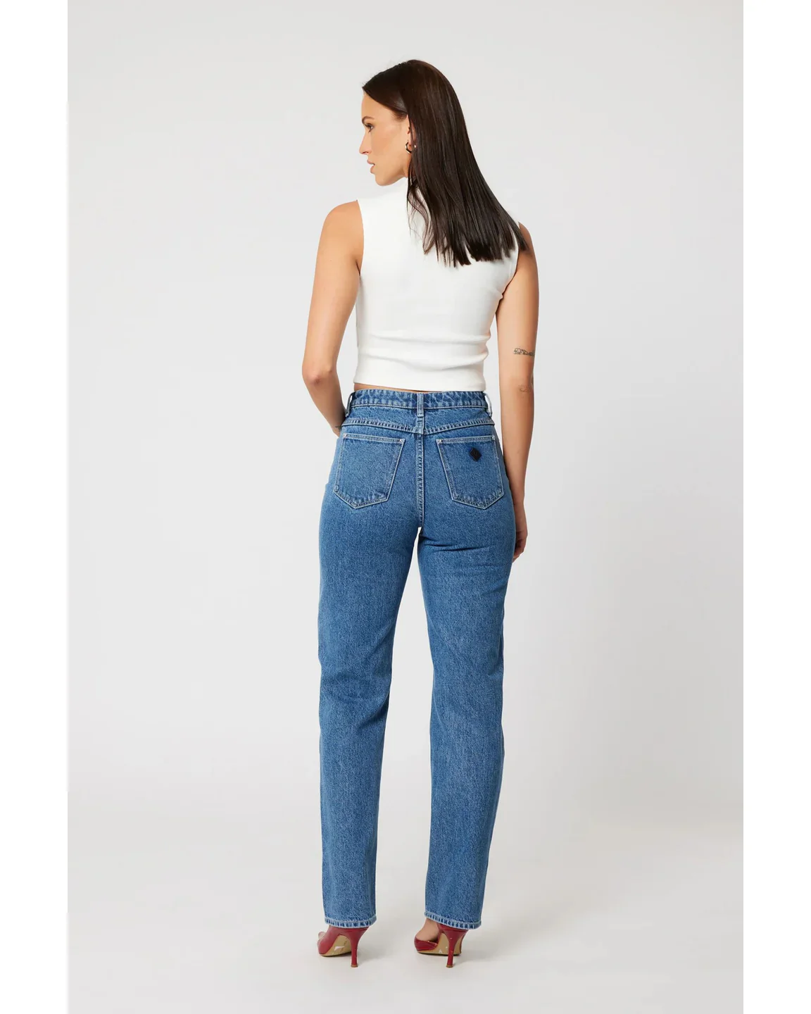 94 Straight Kim Mid Blue Jean - Image 3