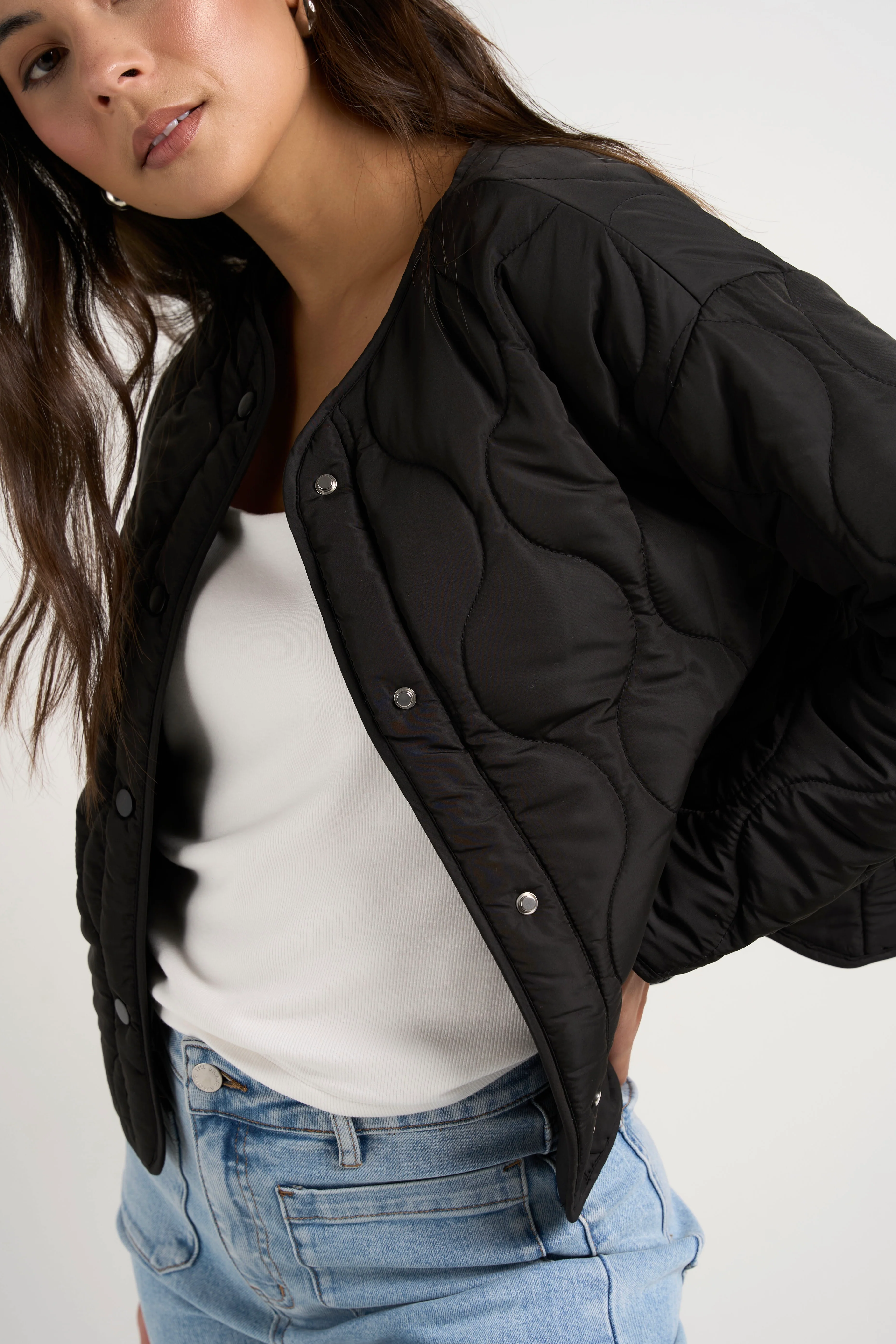 Apex Black Collarless Quilted Puffer Jacket - Image 5