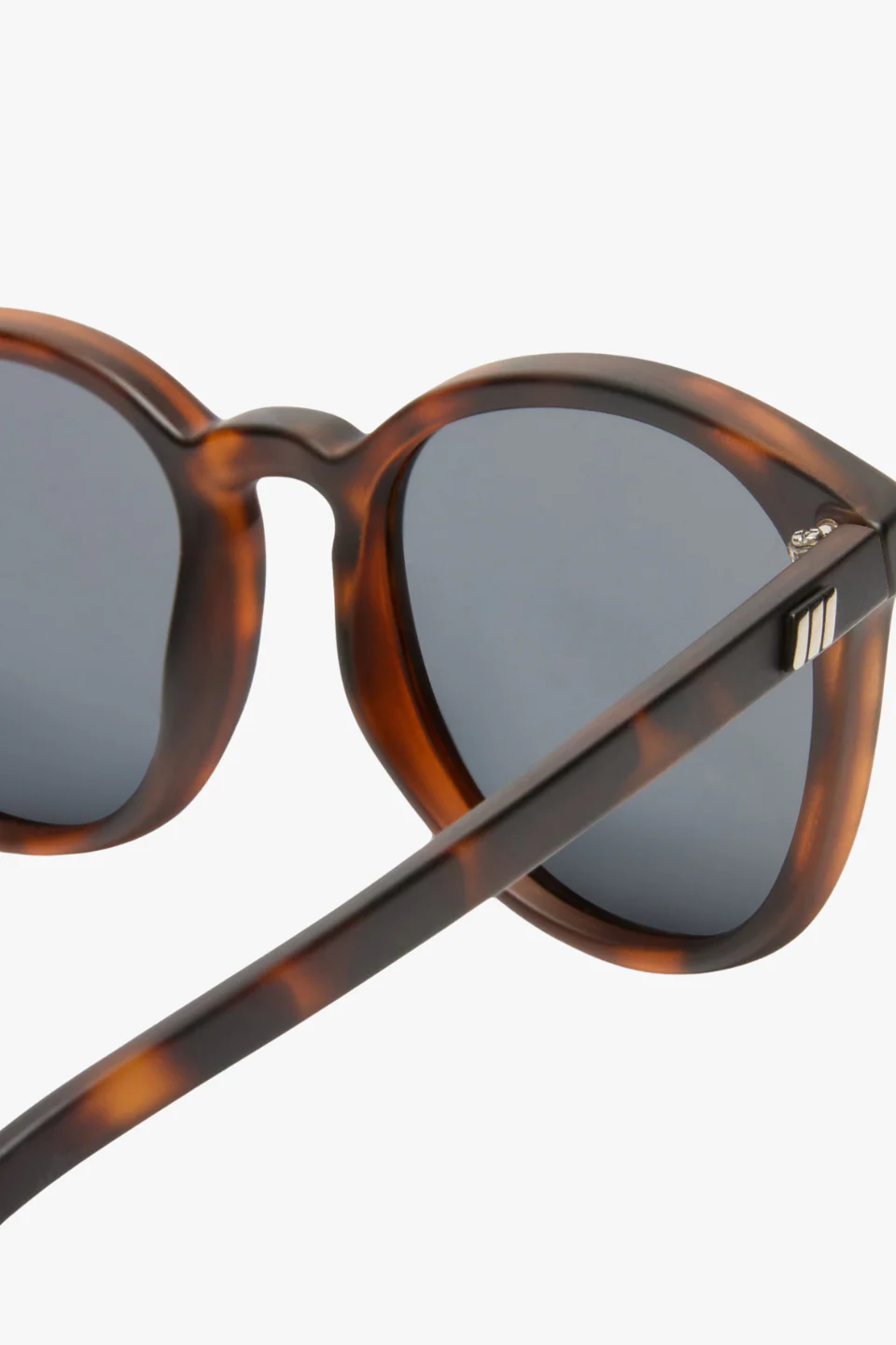 Bandwagon Polarised Round Matte Tort Smoke Lens Sunglasses - Image 4