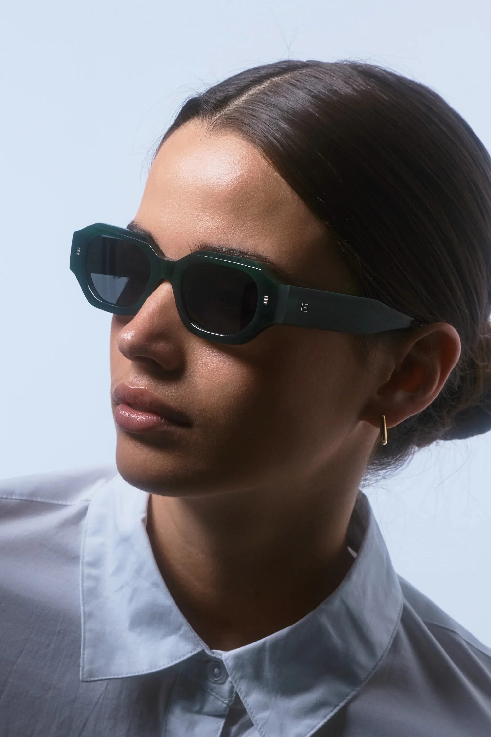 Blake Emerald Hexagonal Sunglasses - Image 4