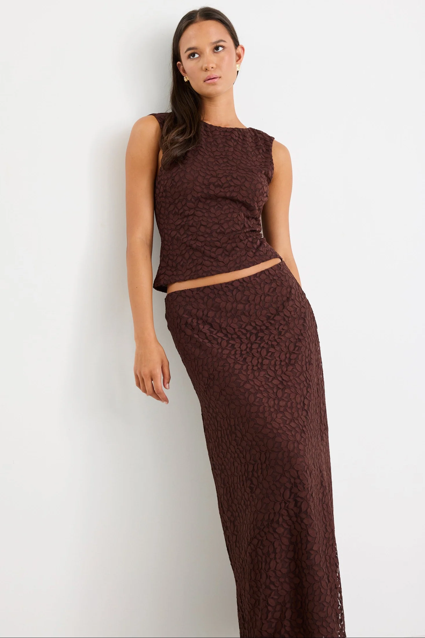 Breathless Chocolate Lace Sleeveless Top - Image 3