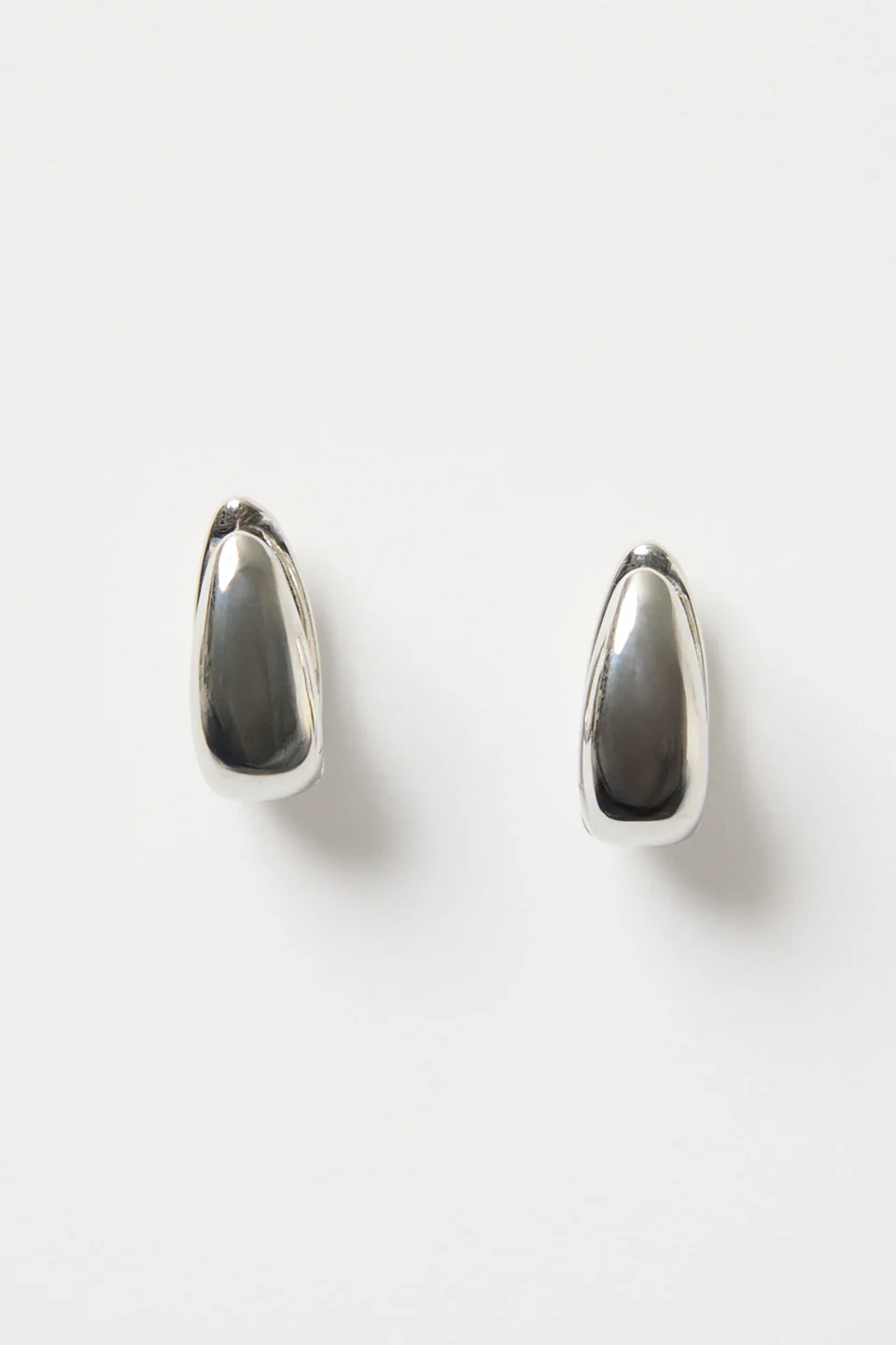 Chunky Oval Rhodium Earrings - Image 5