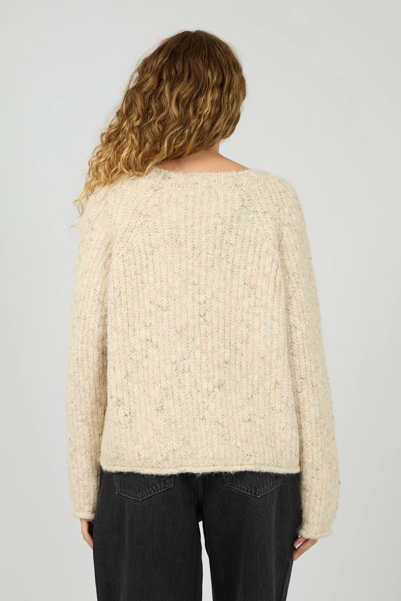 Devon Vanilla V Neck Jumper - Image 3