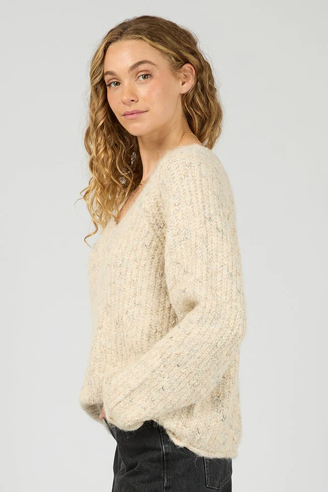 Devon Vanilla V Neck Jumper - Image 6