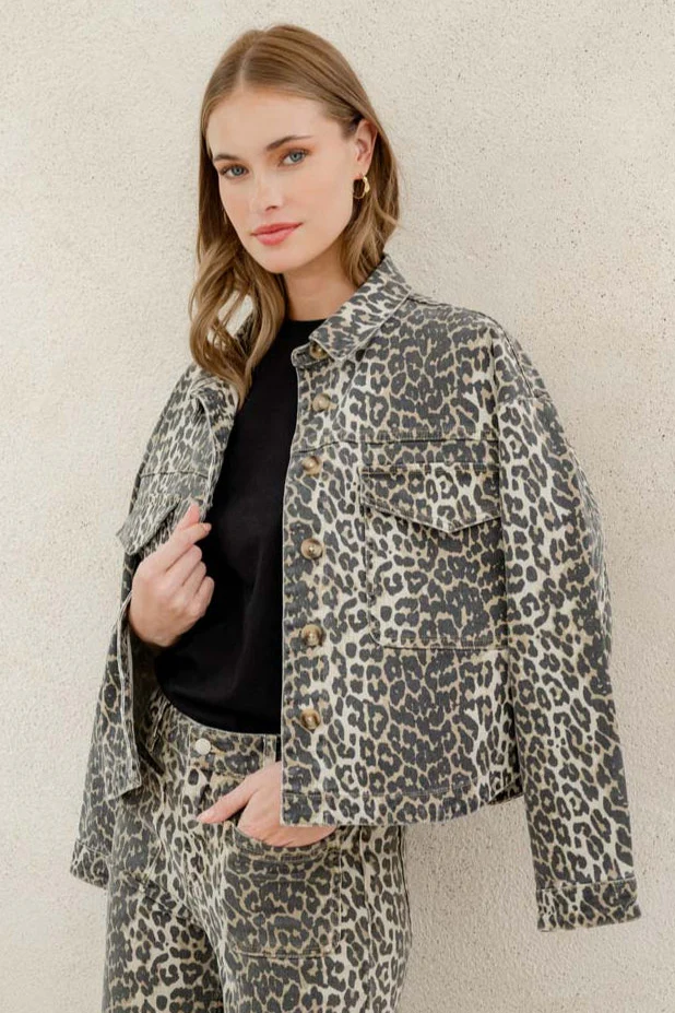 Echo Leopard Print Patch Pocket Denim Jacket - Image 5