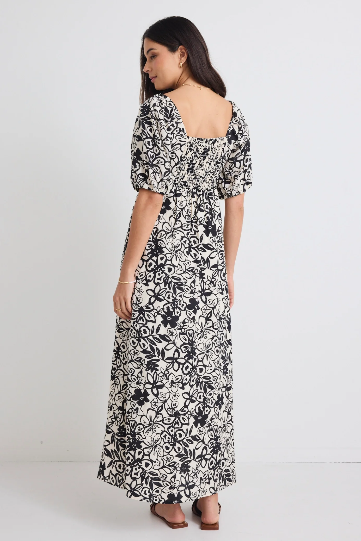 Endearing Cream & Black Floral Smocked Bodice SS Midi Dress - Image 4