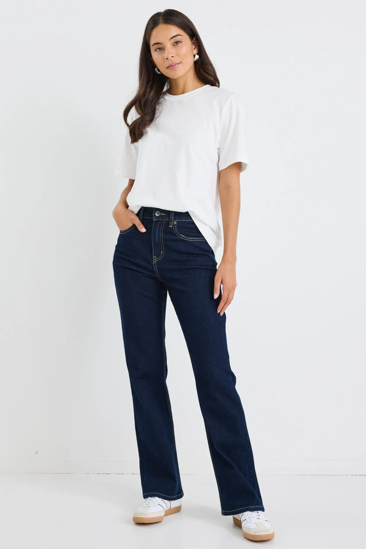 Farah Indigo High Rise Slim Straight Jean