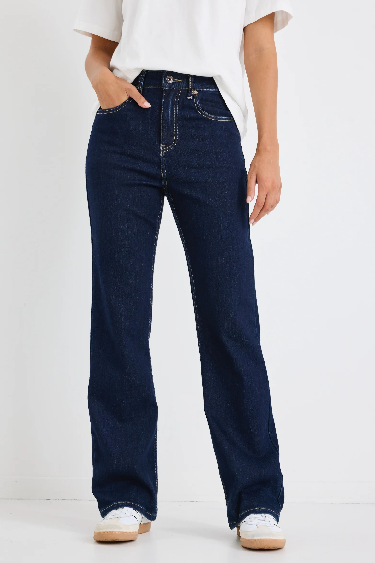 Farah Indigo High Rise Slim Straight Jean - Image 2