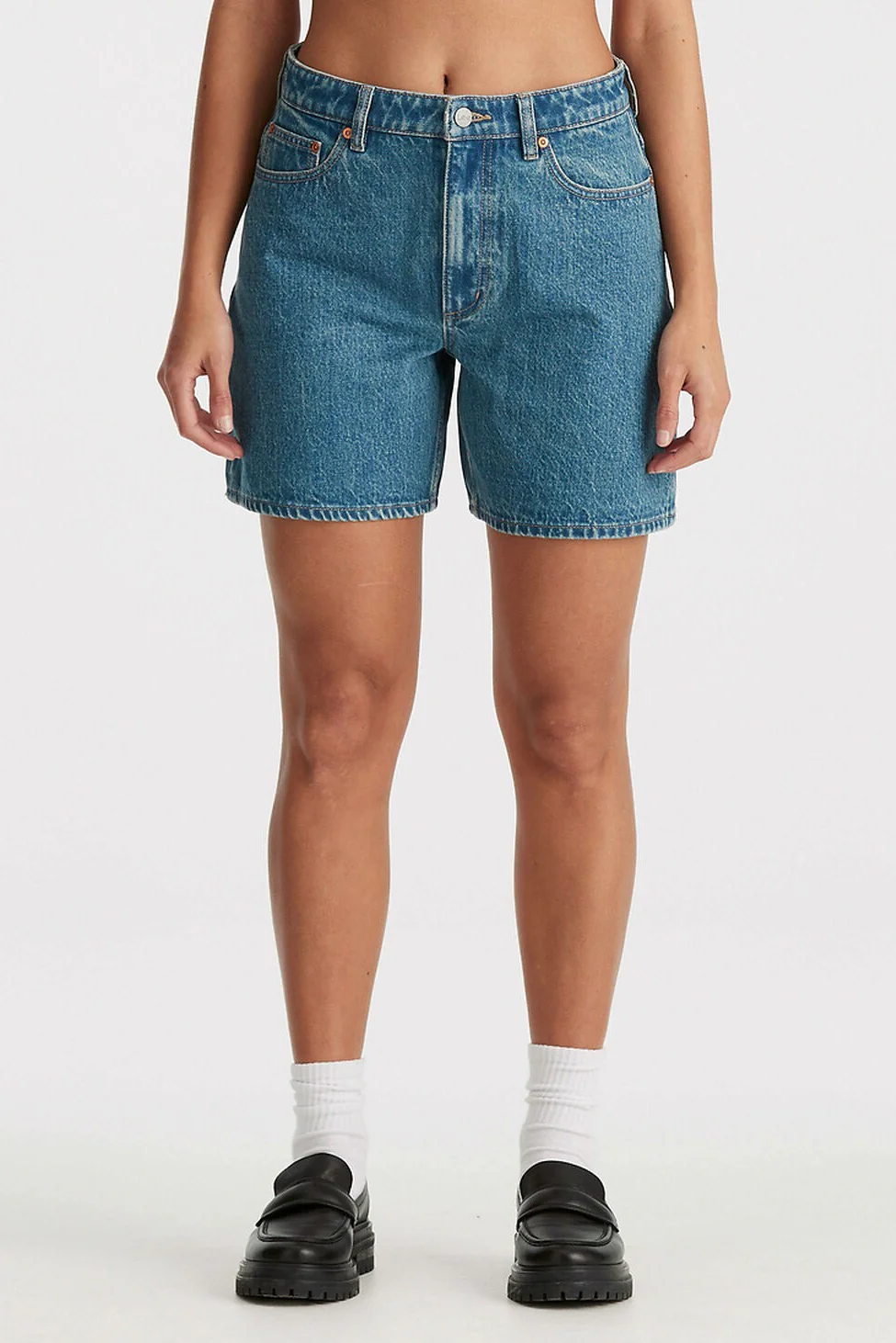 Indigo Pool Denim Mid Relaxed Short - Image 3