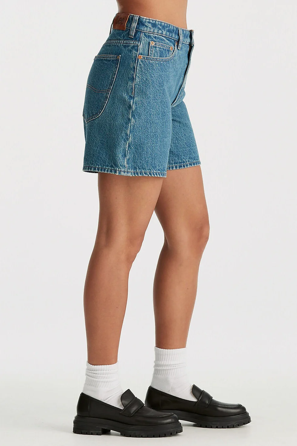 Indigo Pool Denim Mid Relaxed Short - Image 4