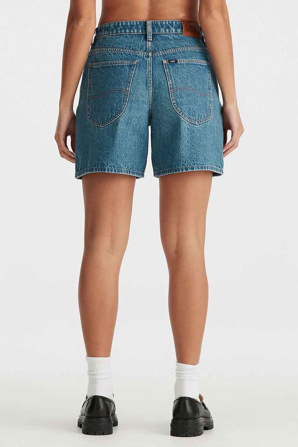 Indigo Pool Denim Mid Relaxed Short - Image 5