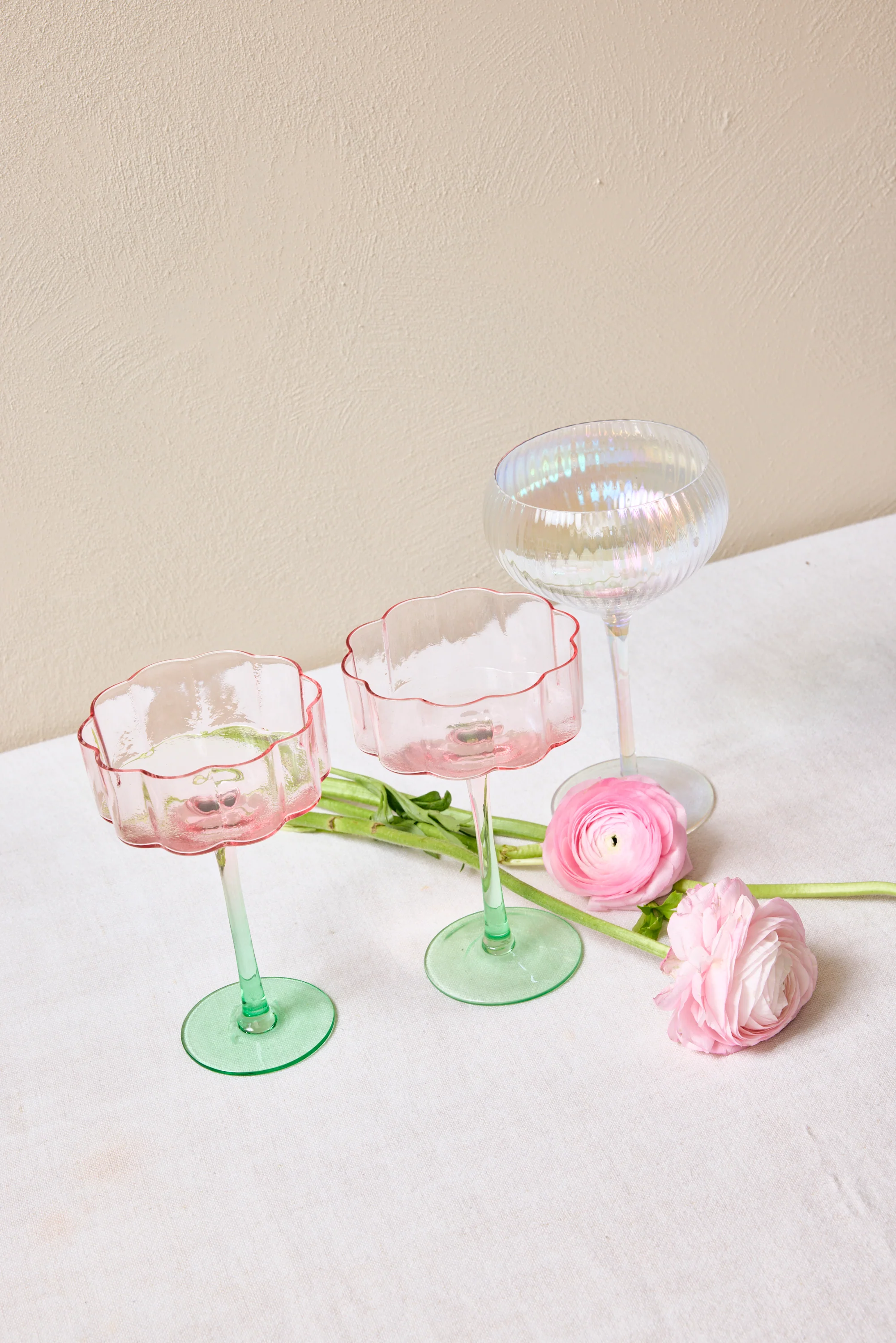 Iridescent Ripple Wide Champagne Wine Glass - Image 2