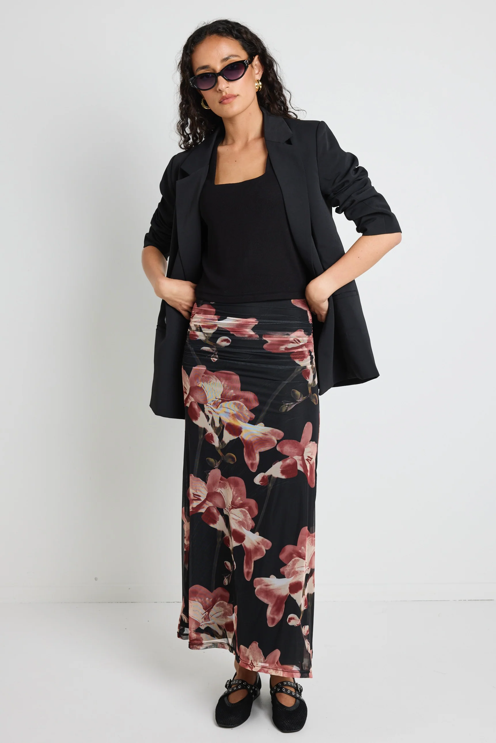 Manner Blush Floral Rouched Mesh Midi Skirt - Image 3