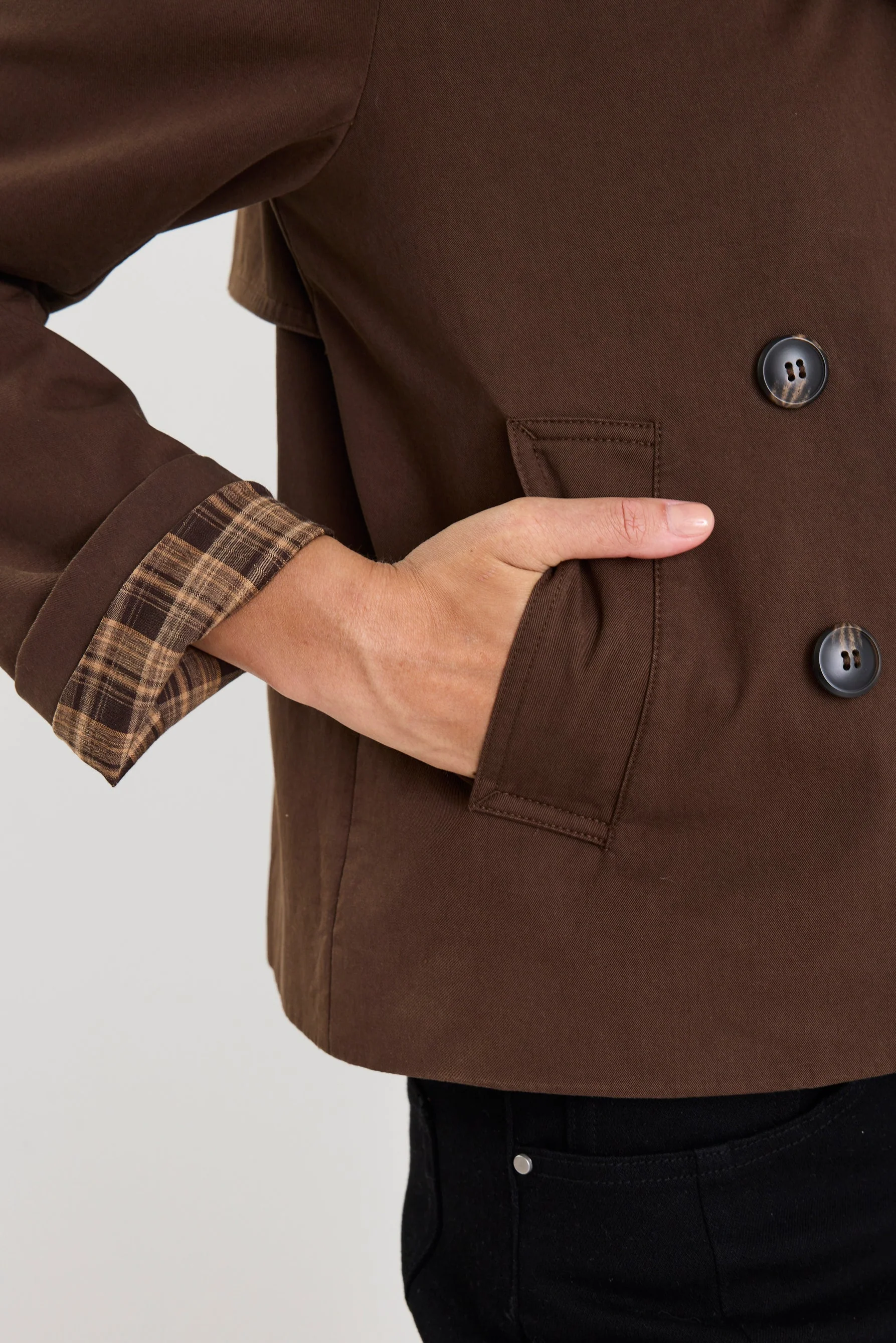 Pathway Chocolate Cropped Trench Jacket - Image 4