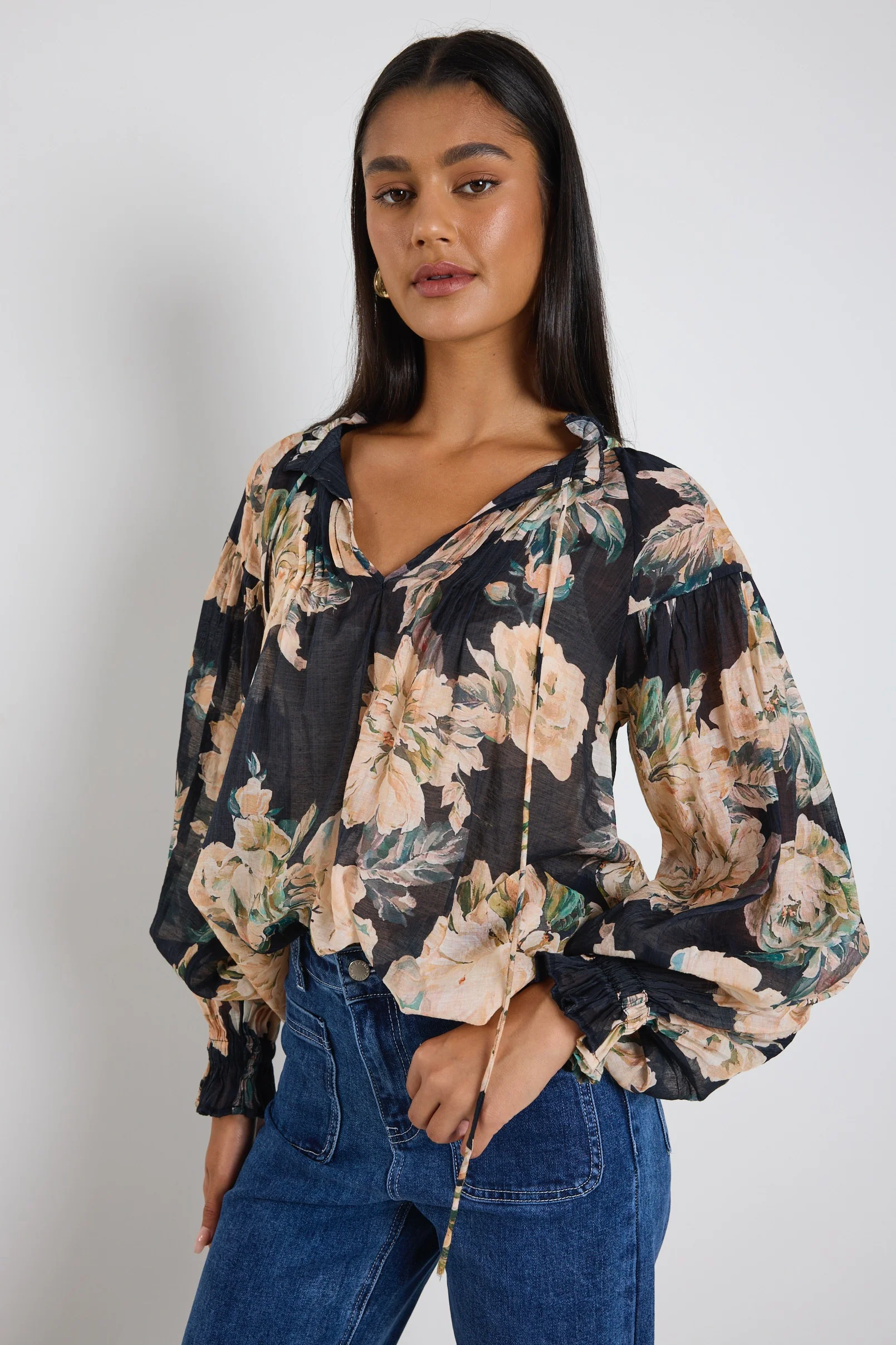 Refined Navy Peach Floral LS Pintuck Top - Image 5
