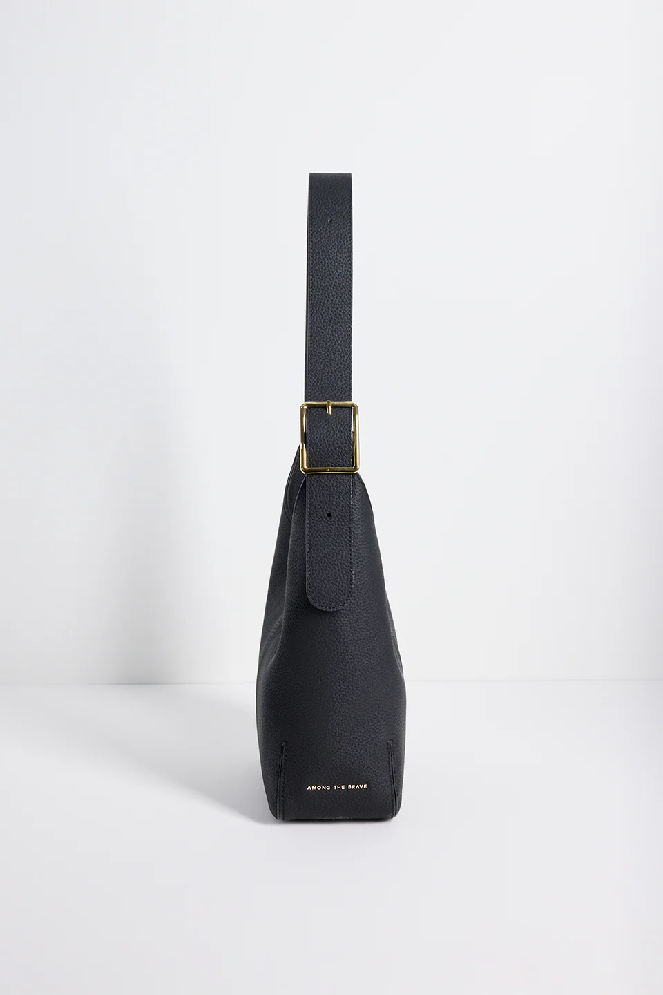 Soho Black Leather Large Bucket Bag - Image 4