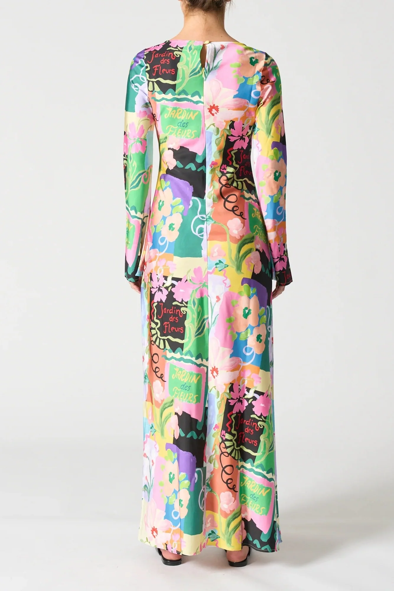 Soho Jardin Des Fleurs Multi Print LS Satin Maxi Dress - Image 3