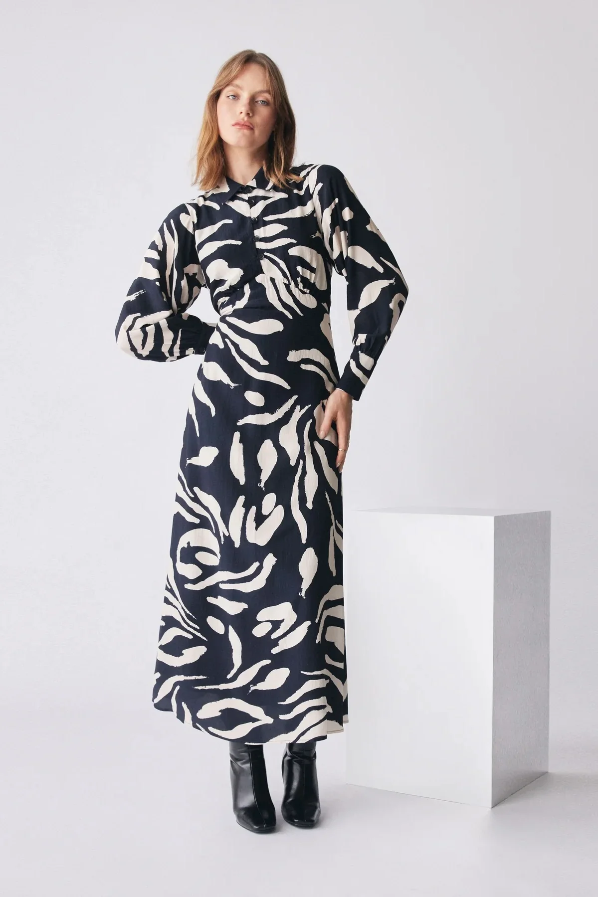 Soiree Black Pattern Front Button LS Maxi Dress - Image 2
