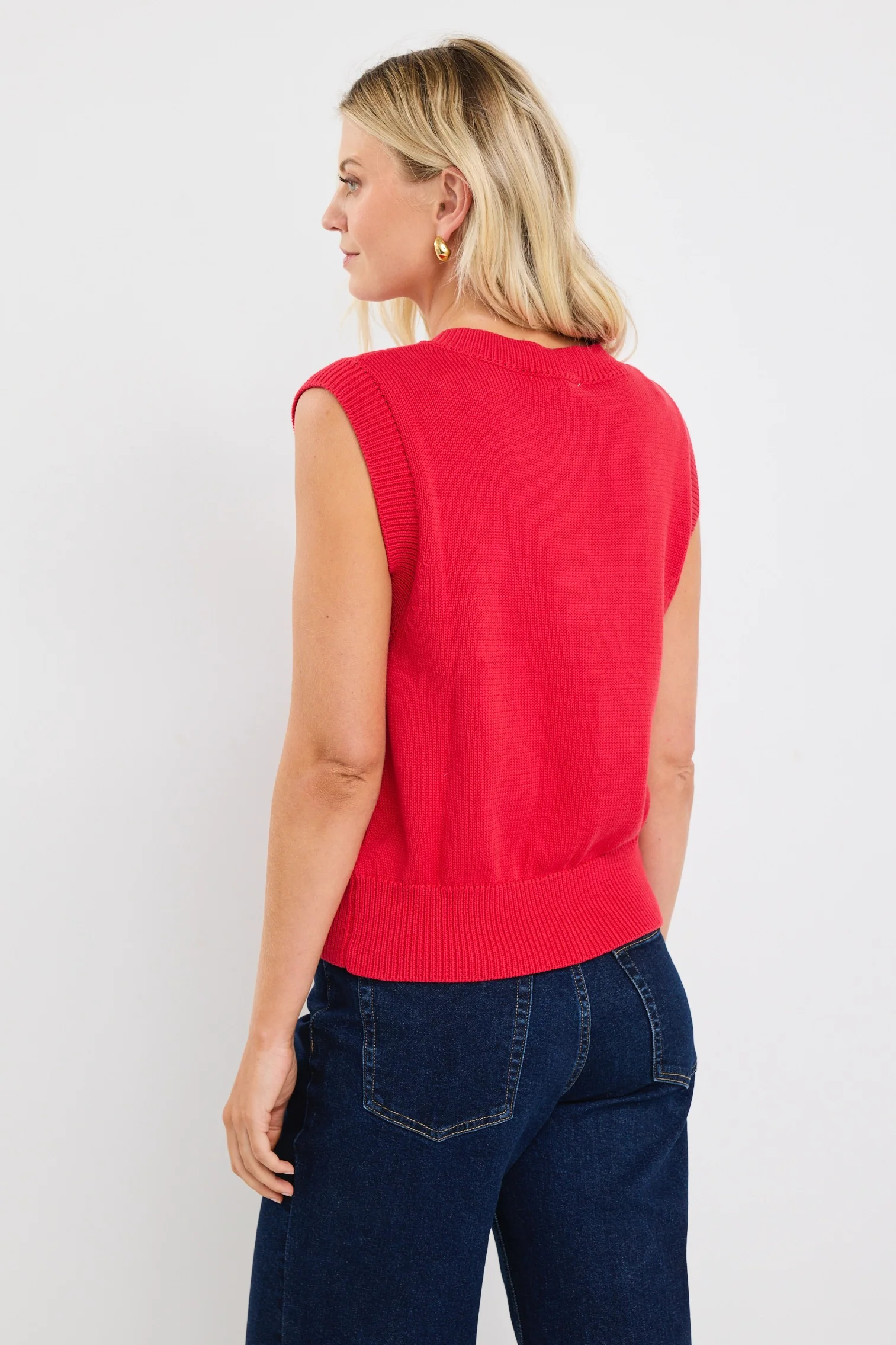 Trait Cherry Soft Mid Weight Crewneck Knitted Vest Top - Image 5